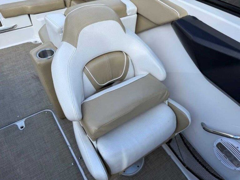 2016 Scarab 255 HO Platinum US-PSBSD071K516 [photo 11]